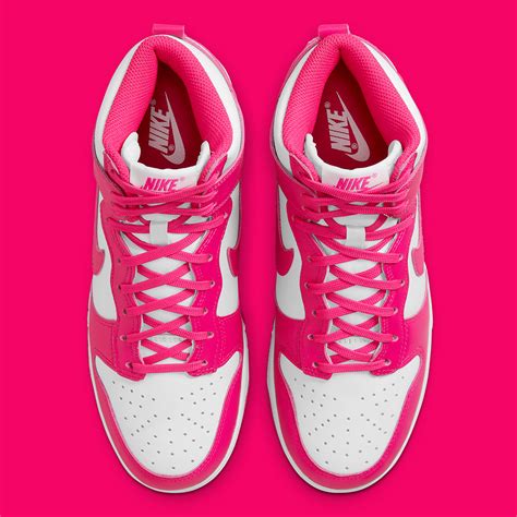 dunks Nike pink and white